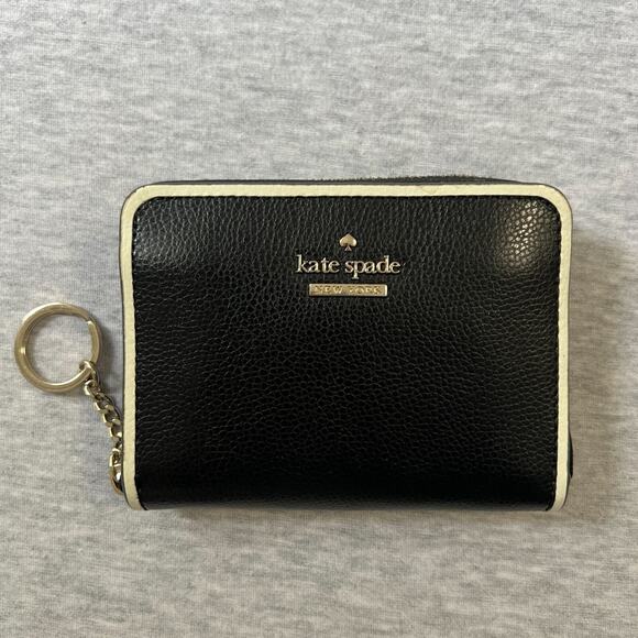 Kate Spade New York Black Pebbled Leather Zip Around Wallet Key Ring White Trim - Picture 1 of 10